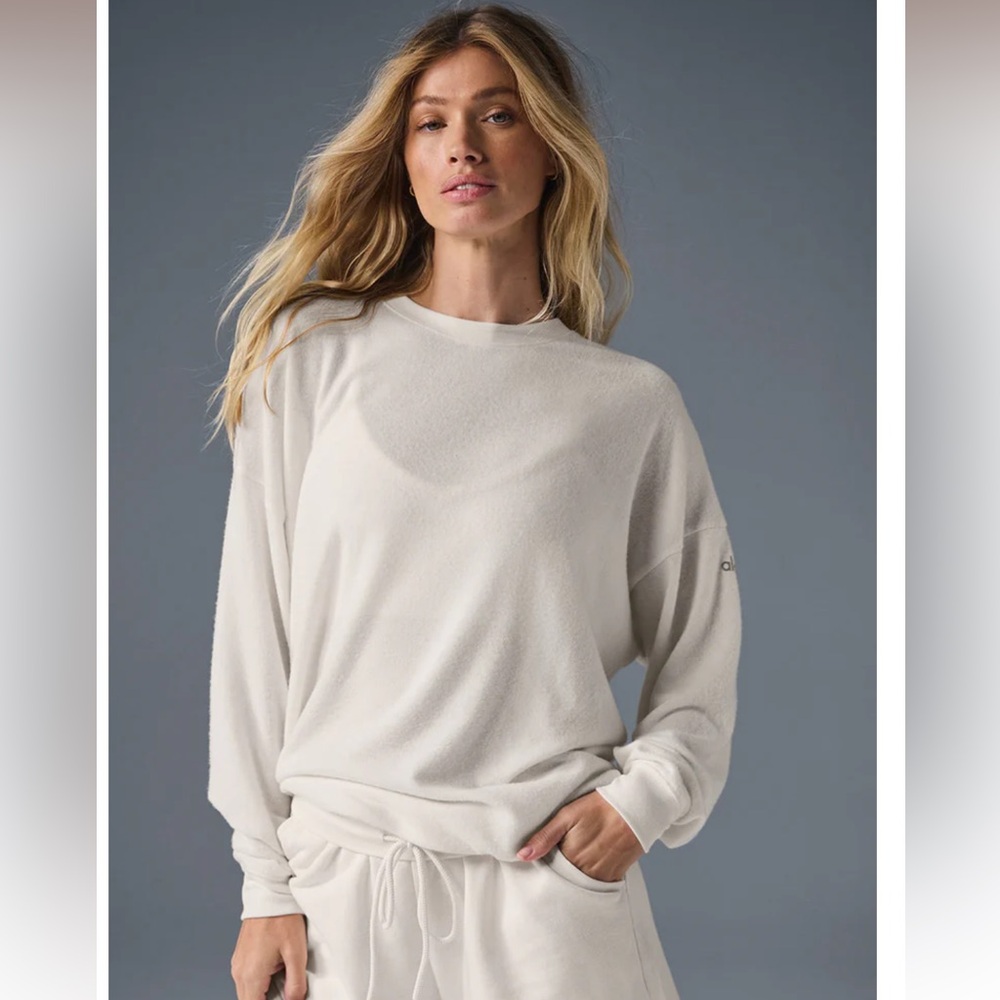 ALO Yoga SOHO pullover